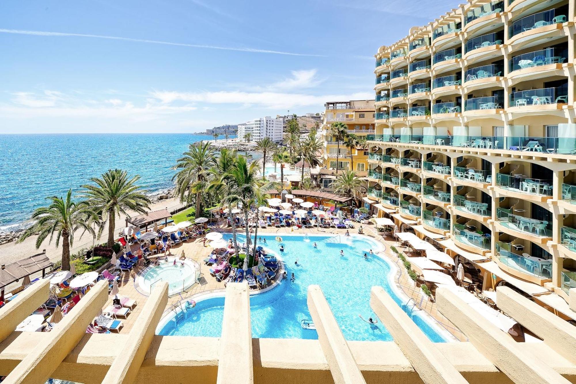 Bull Dorado & Hotel