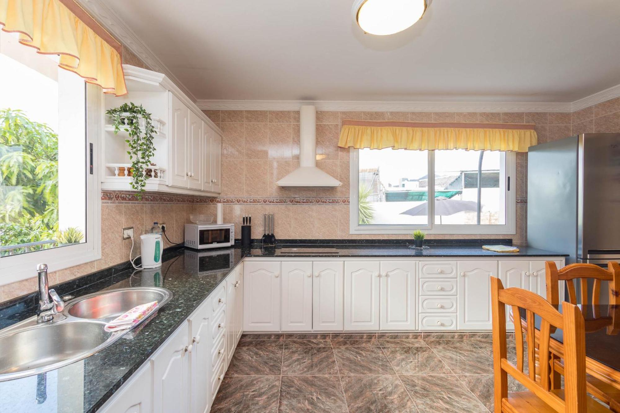5br Llanos - Pool & Garden Chalet