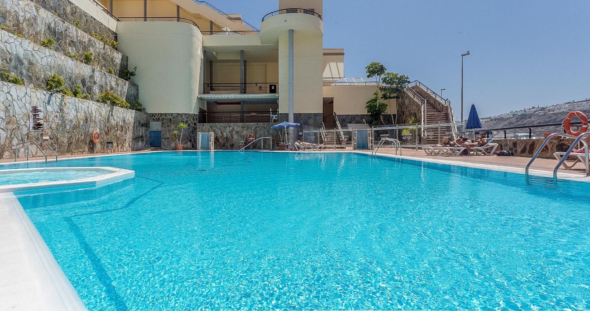 Lightbooking Residencial El Valle Puerto Rico 402 Apartamento *