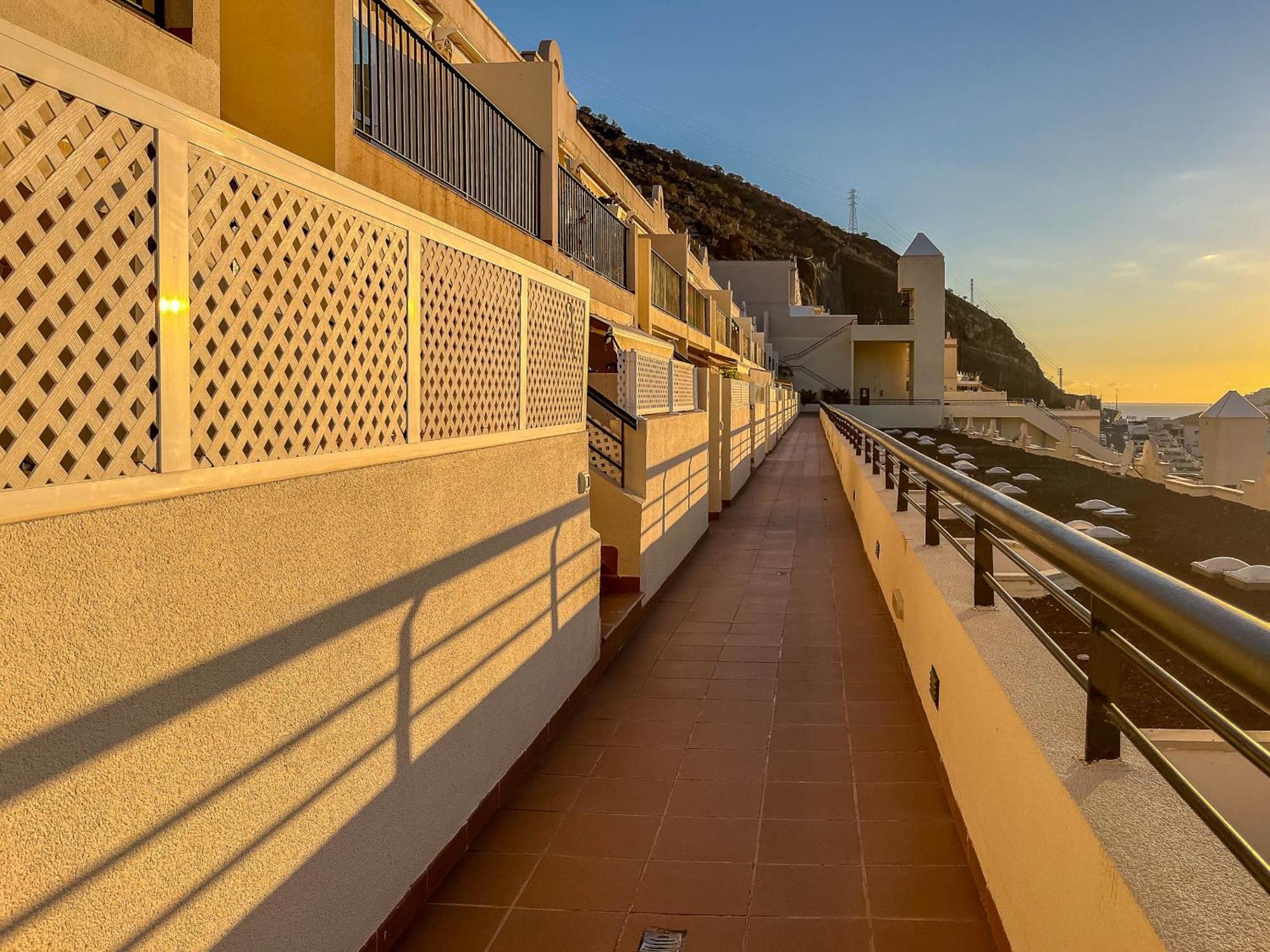 Lightbooking Residencial El Valle Puerto Rico 402 Apartamento *