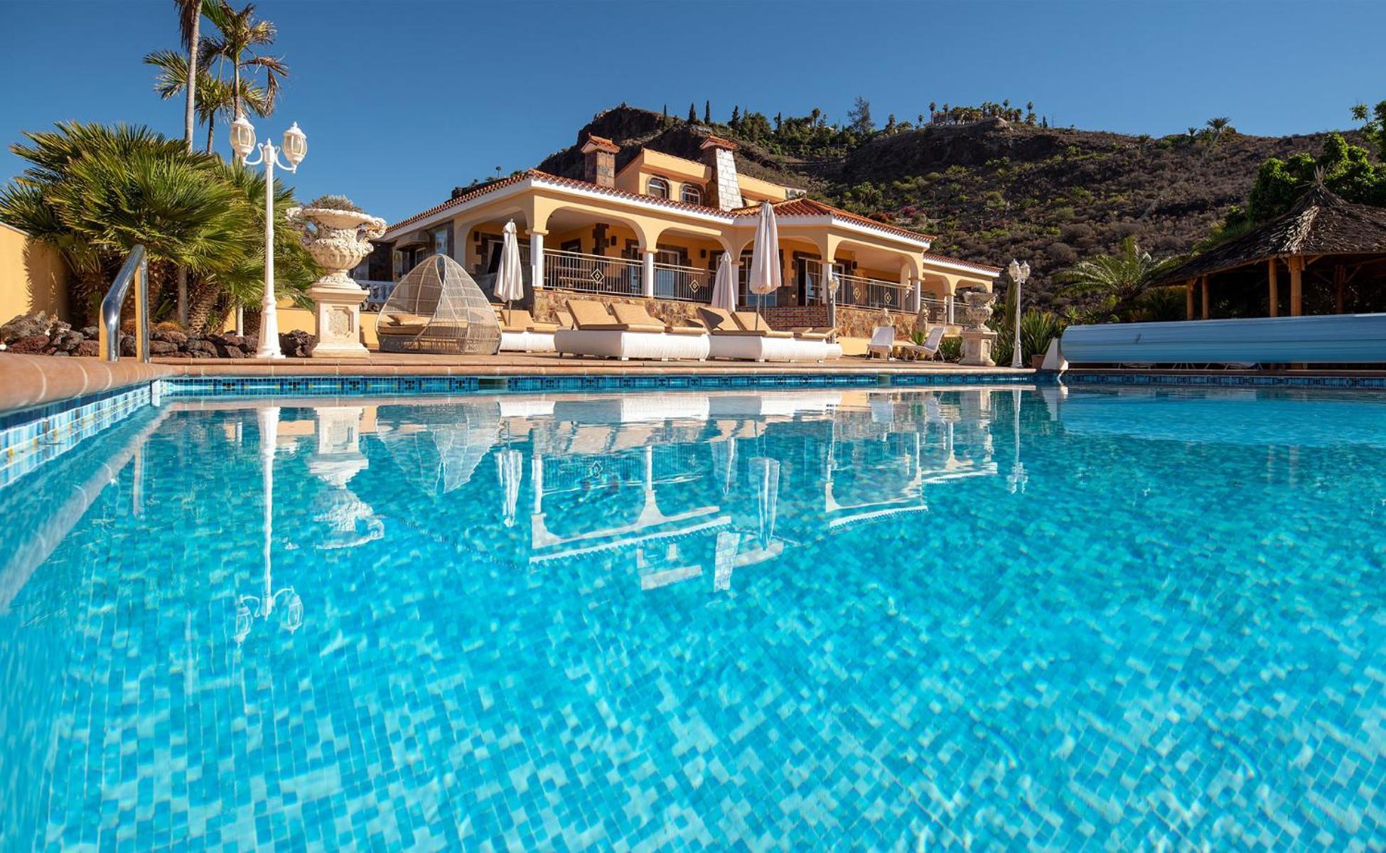 Monte Leon Villa San Bartolomé