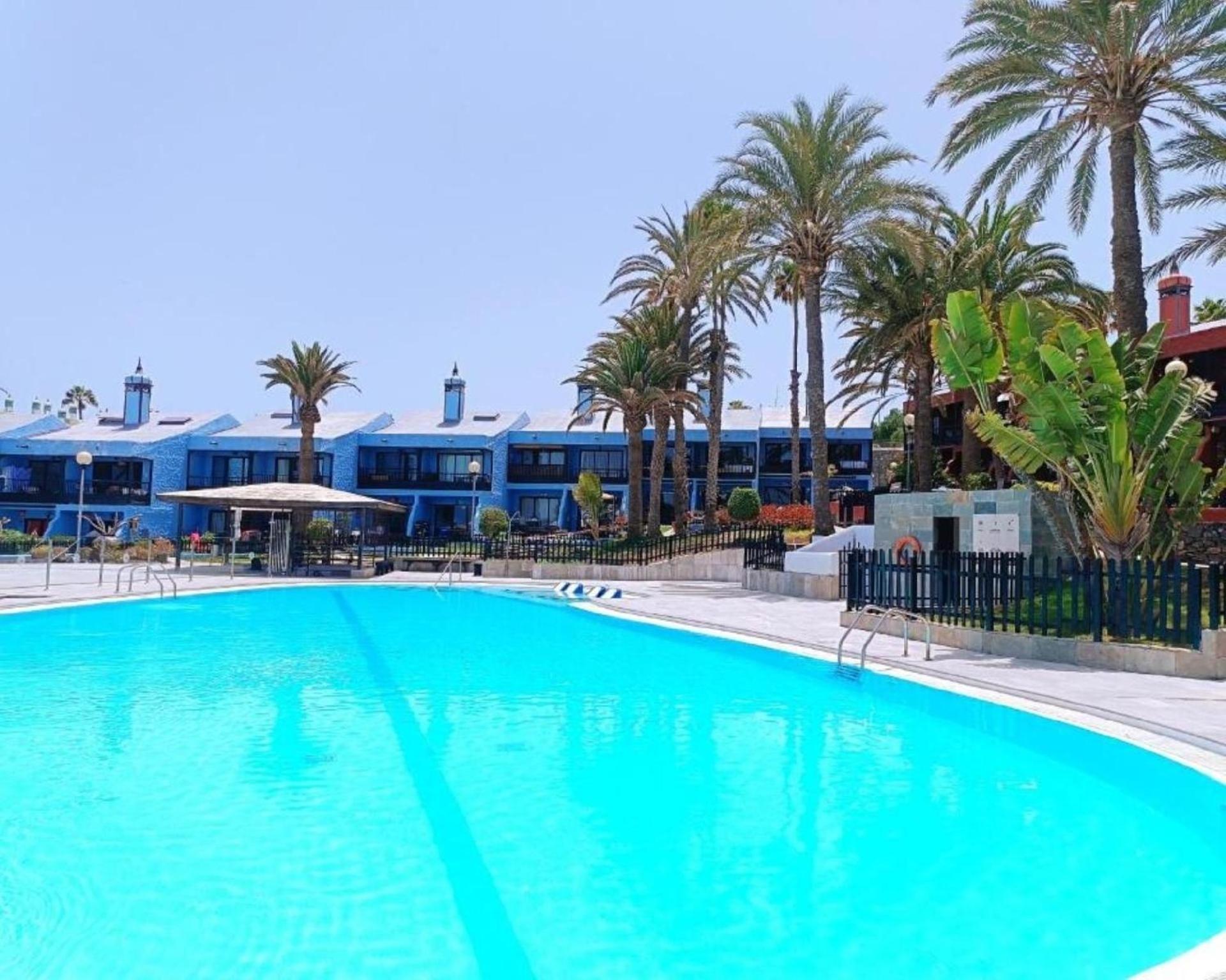 Apartamento Sun Club, Direkt Am Strand, Schwimmbad, Wifi Gratis