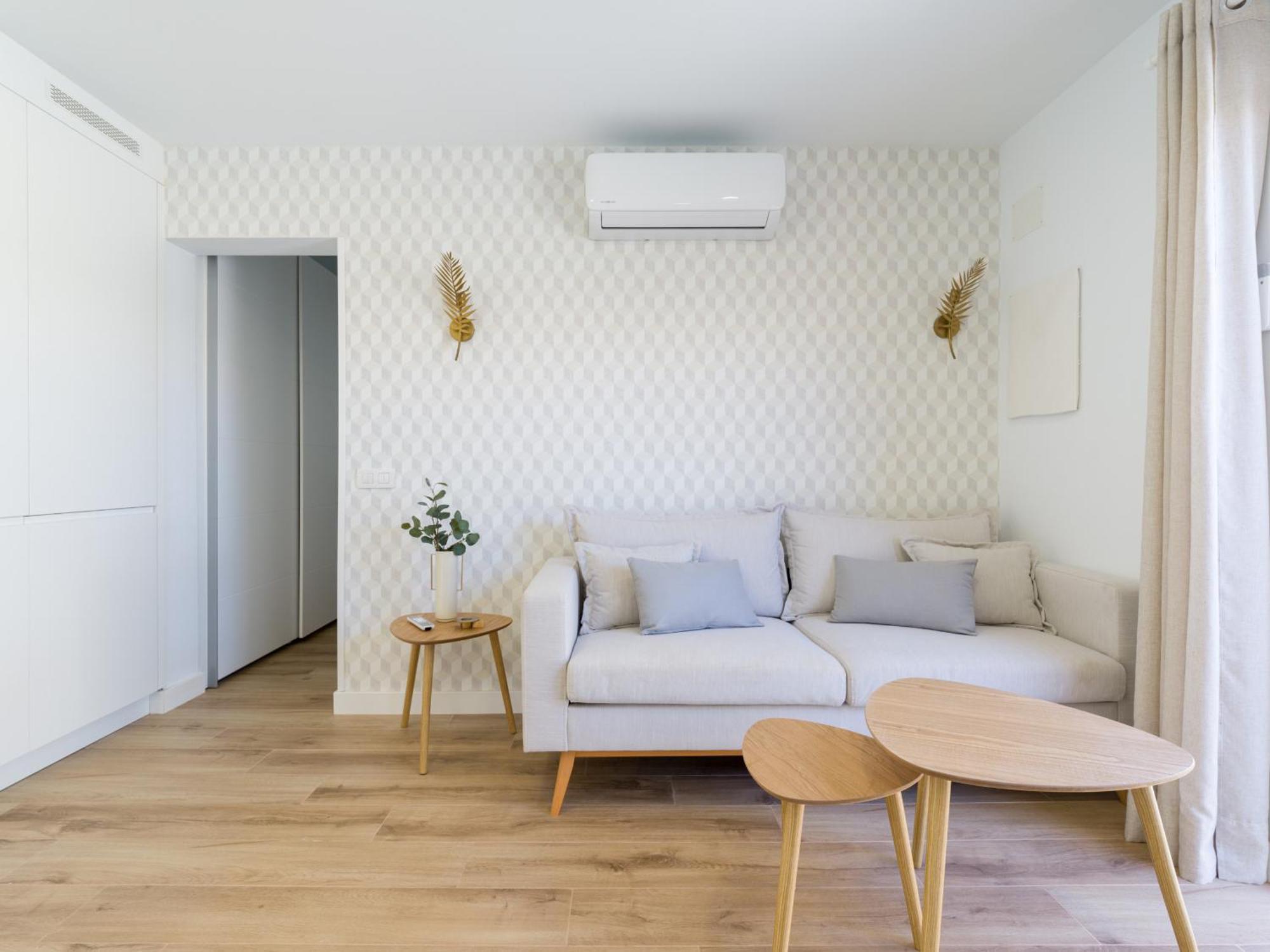 Refurbished 2 Bedrooms House Private Pool Сasa de vacaciones