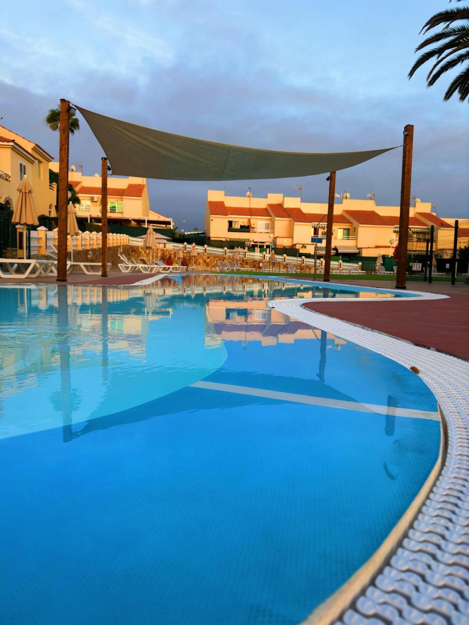 Duplex Sonemar Pool *