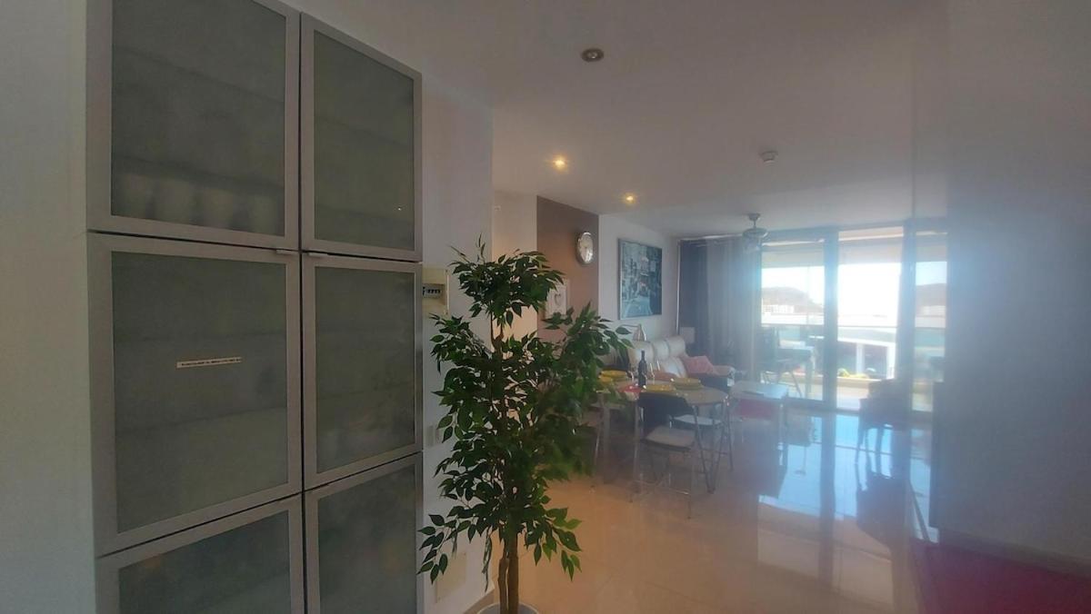 Cayey 2-bedroom Appartamento *