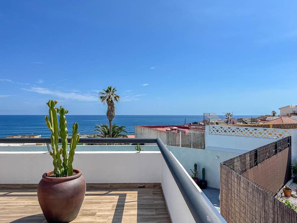 Edem Piscina Climatizada Playa Del Hombre * Telde
