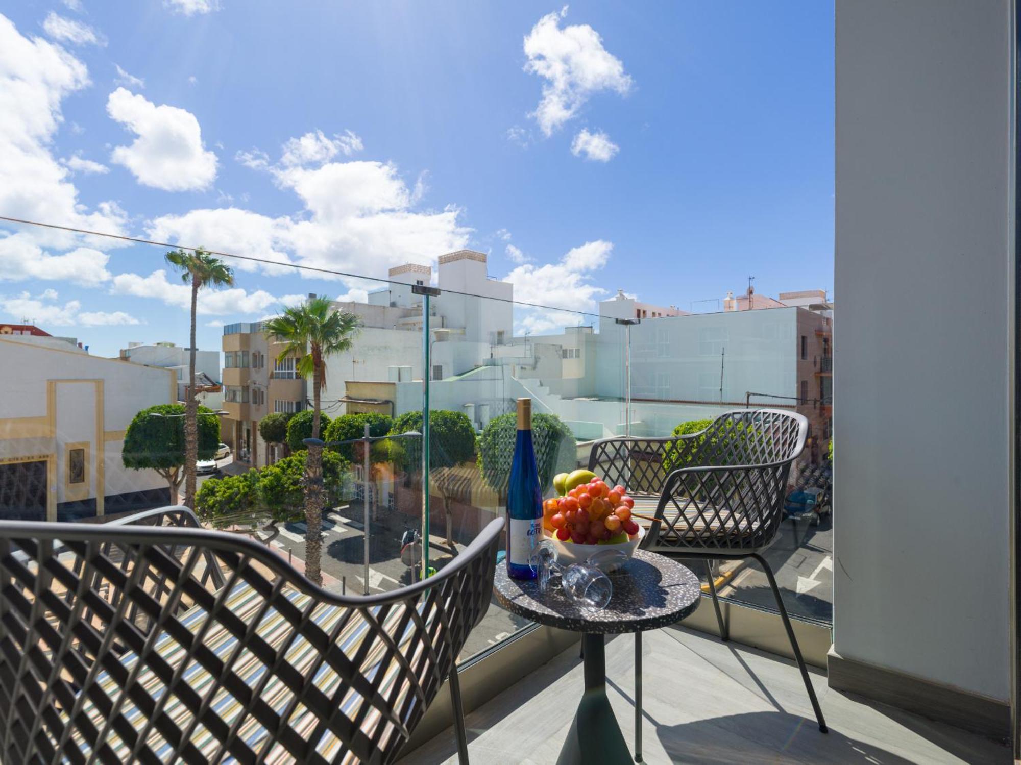 Apartment Victoria Building By Canariasgetaway Telde
