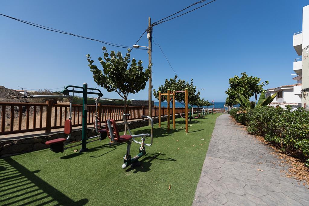 Holiday home Deluxe Home, Sea View And Terrace Gc52