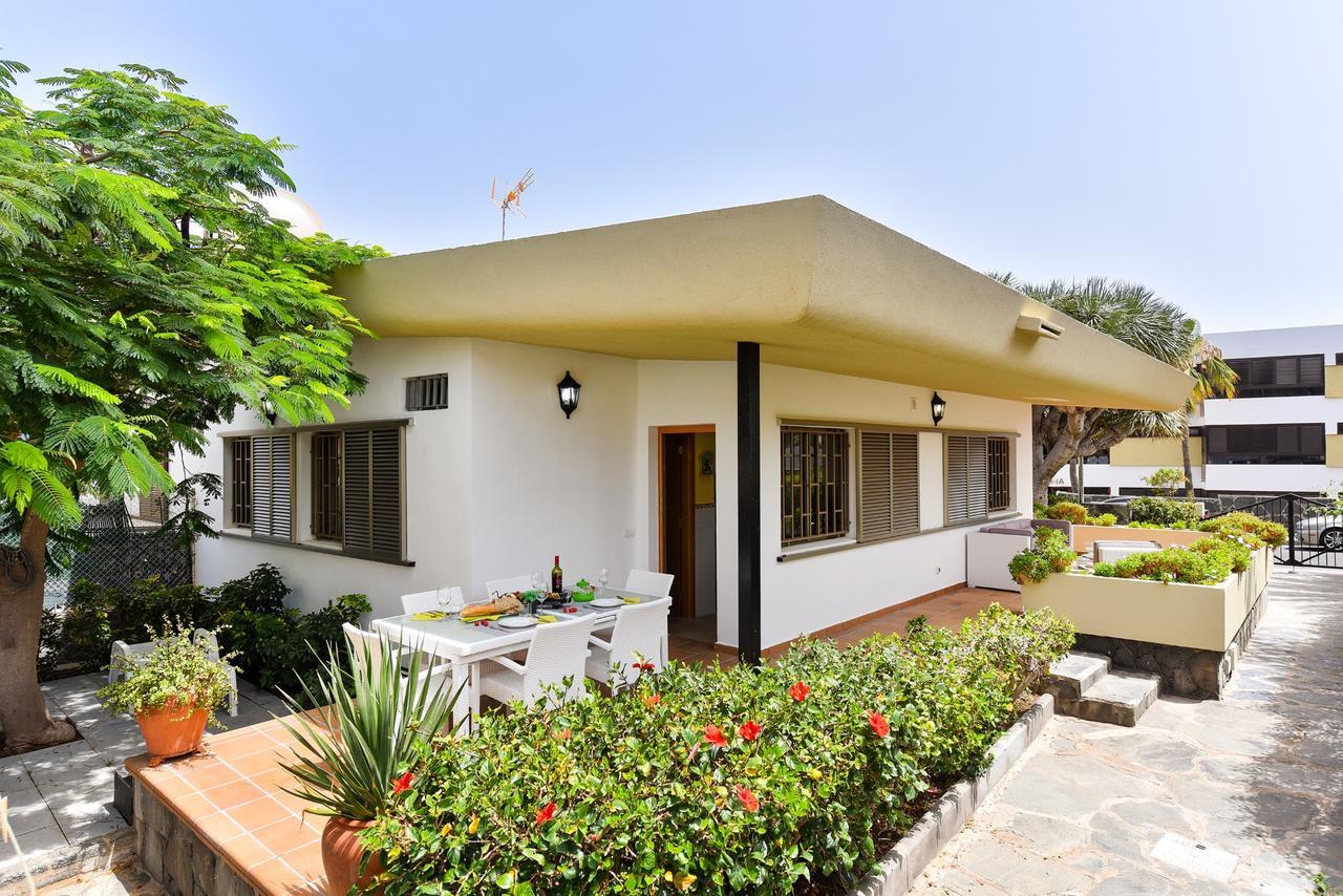 House Adelfas Mci