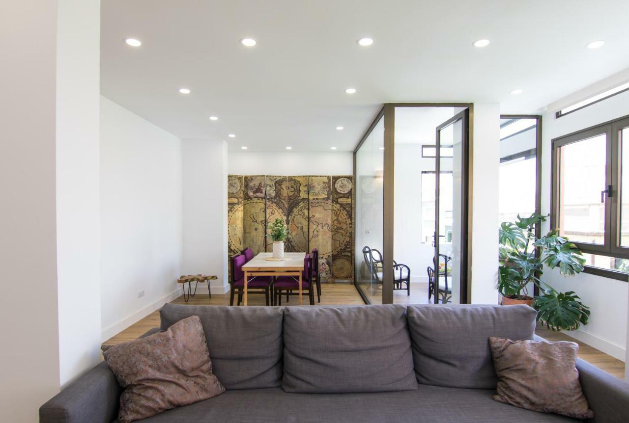 Apartment Homeforguest Stylish And Modern Overlooking Las Canteras