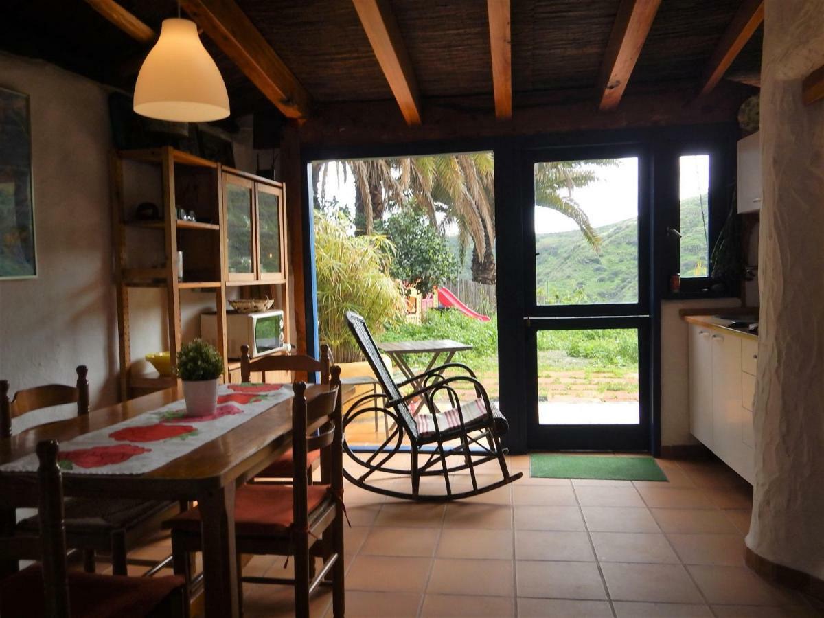 Country house Vivelorural Casa La Cuevita, *
