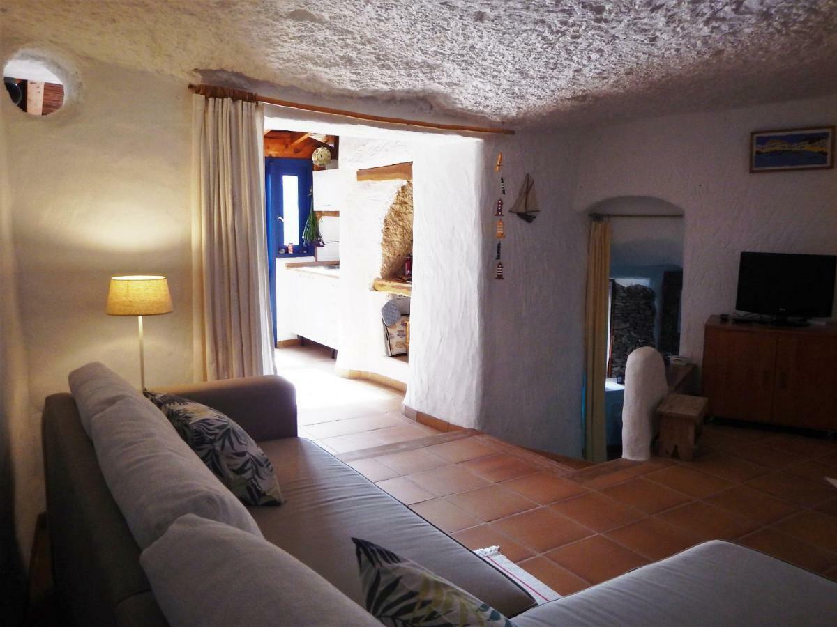 Vivelorural Casa La Cuevita, Santa Brigida (Gran Canaria)