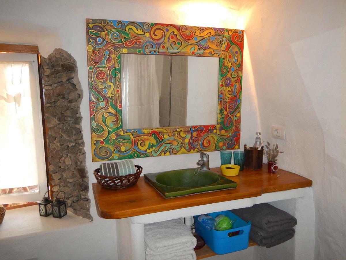 Vivelorural Casa La Cuevita, *