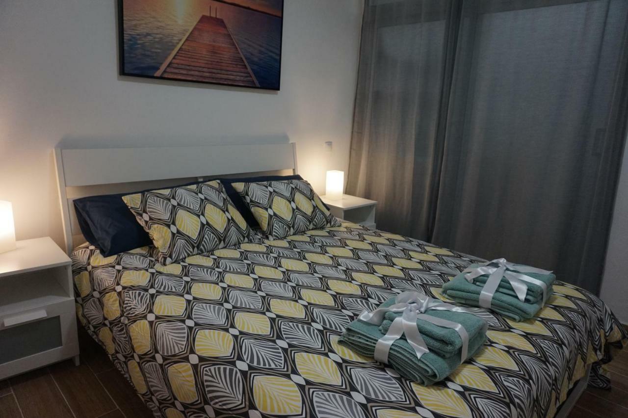 Apartment Brisas Del Mar Apartment, One Step From The Sea.