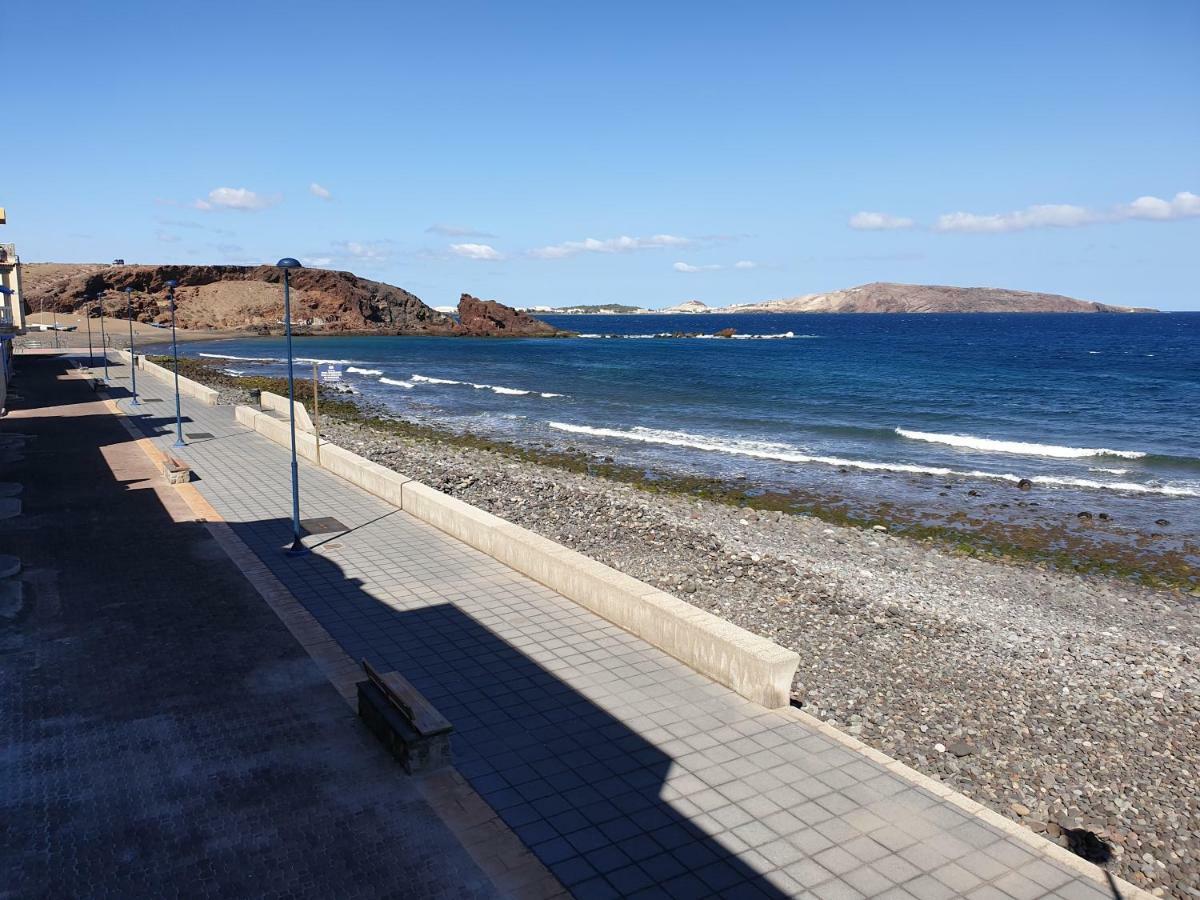 Apartment Brisas Del Mar Apartment, One Step From The Sea. *