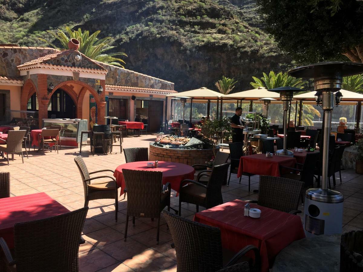 Villa La *