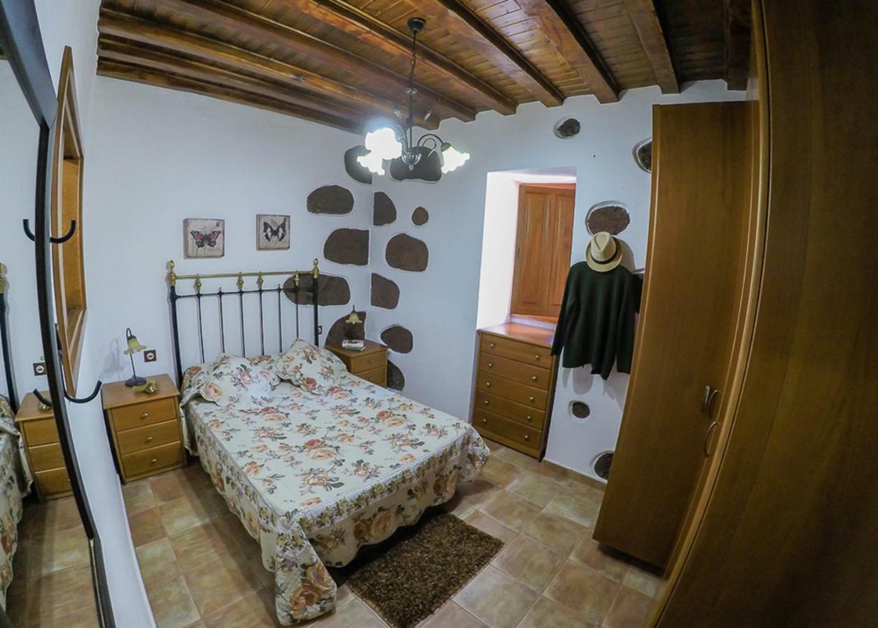 La Casa Baja *