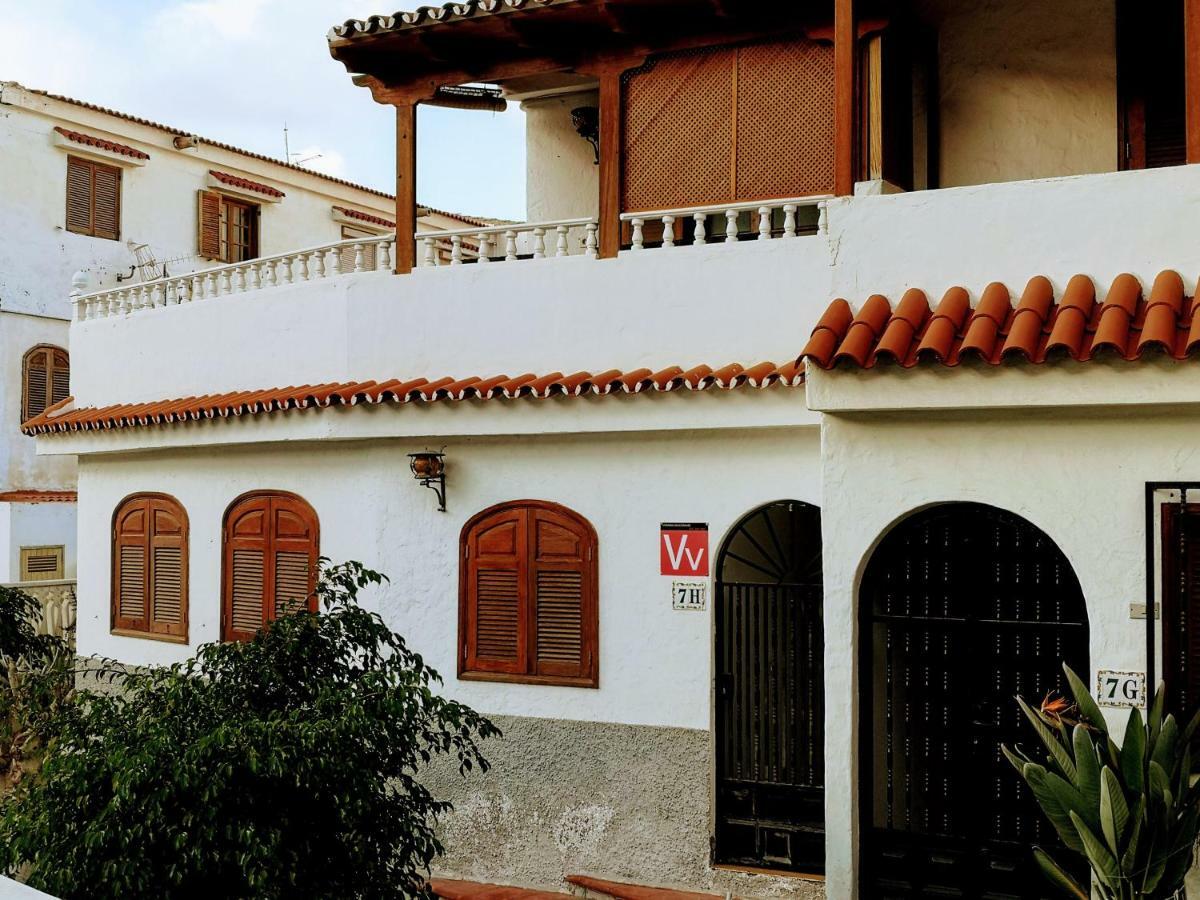 Casa vacanze La Palmera1 Casa Al Primer Piso Con 2 - Two Bedroom House On The First Floor --- La Palmera 2 Casa En Planta Baja Con 1 Dormitorio, One Bedroom House On The Ground Floor