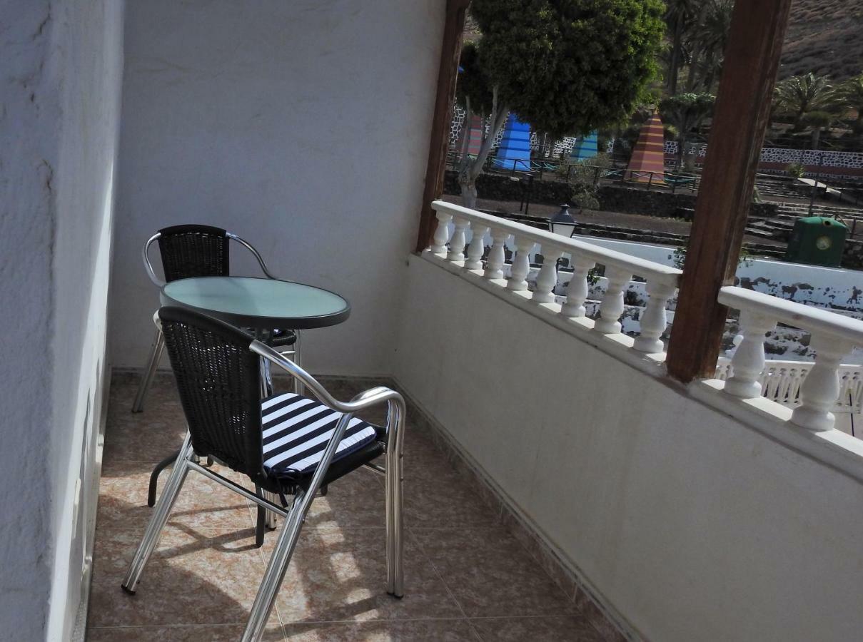 Casa vacanze La Palmera1 Casa Al Primer Piso Con 2 - Two Bedroom House On The First Floor --- La Palmera 2 Casa En Planta Baja Con 1 Dormitorio, One Bedroom House On The Ground Floor *
