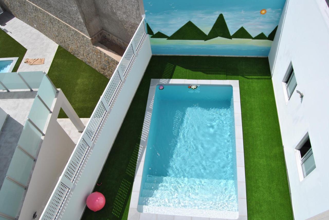 Big Tauro With Private Heated Saltwater Pool & Jacuzzi & Bbq & Game & Arcade Games