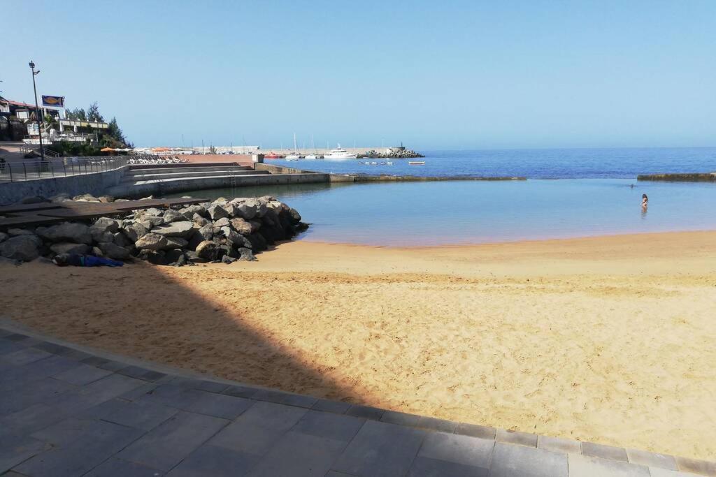 La Lajilla Located At Beachfront *