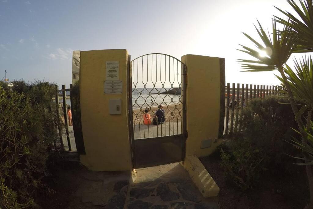 La Lajilla Located At Beachfront Apartment Arguineguin