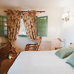 Villa Cloty