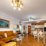 Spacious Apartment In Las Palmas De Gran Canaria 147 M² Terrace
