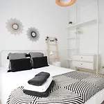 Beach Apartment +3Bed +2Bath +Wifi
