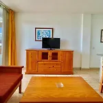 Seaview Friendly Holiday Home 4