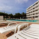 Seaview Friendly Holiday Home 4