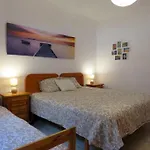 Casa Con Piscina Privada En Cercados De Espino