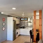 Ohmyhost360 - Sunny Home Holidays