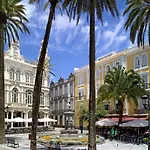 Victoria 51.(Plz España). Playa de Las Canteras