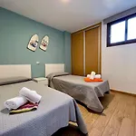 Ohmyhost360 - Sunny Home Holidays