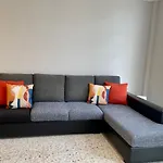 Homeforguest Amplio Apartamento En Triana