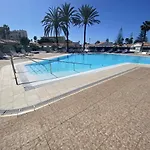 Los arcos bungalow garden barbecue pool