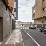Flatguest Las Canteras Beach 10