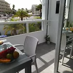 Playa del Inglés 5 min walk from Yumbo! 204