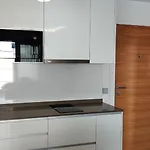 La Naval Beach Flat II W Garage