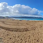 Las Canteras La Naval Beach