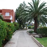 Cielo Azul Intenso Y Sol Radiante En Maspalomas