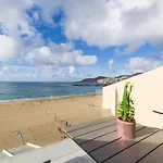 Living Las Canteras Homes - Sea Breeze Beachfront