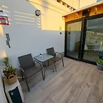 Bonito apartamento (2hab) cerca playa Amadores