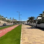 Ático Puerto Chico con vistas a la Playa