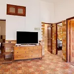 Bungalow En El Campo De Golf