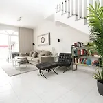 Casa Grande Familiar Con 4 Terrazas