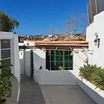 Beautiful 1-Bedroom House \'Oficina\' Finca Vistamar