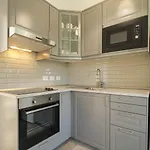 Cozy & Modern Bungalow W/Private Garden Bbq+Wifi