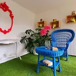 Las Camelias Apartments Q17